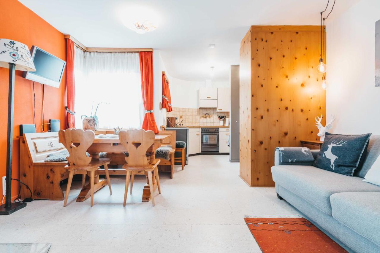 Charming 4 Bed Flat In Flims Apartment Екстериор снимка