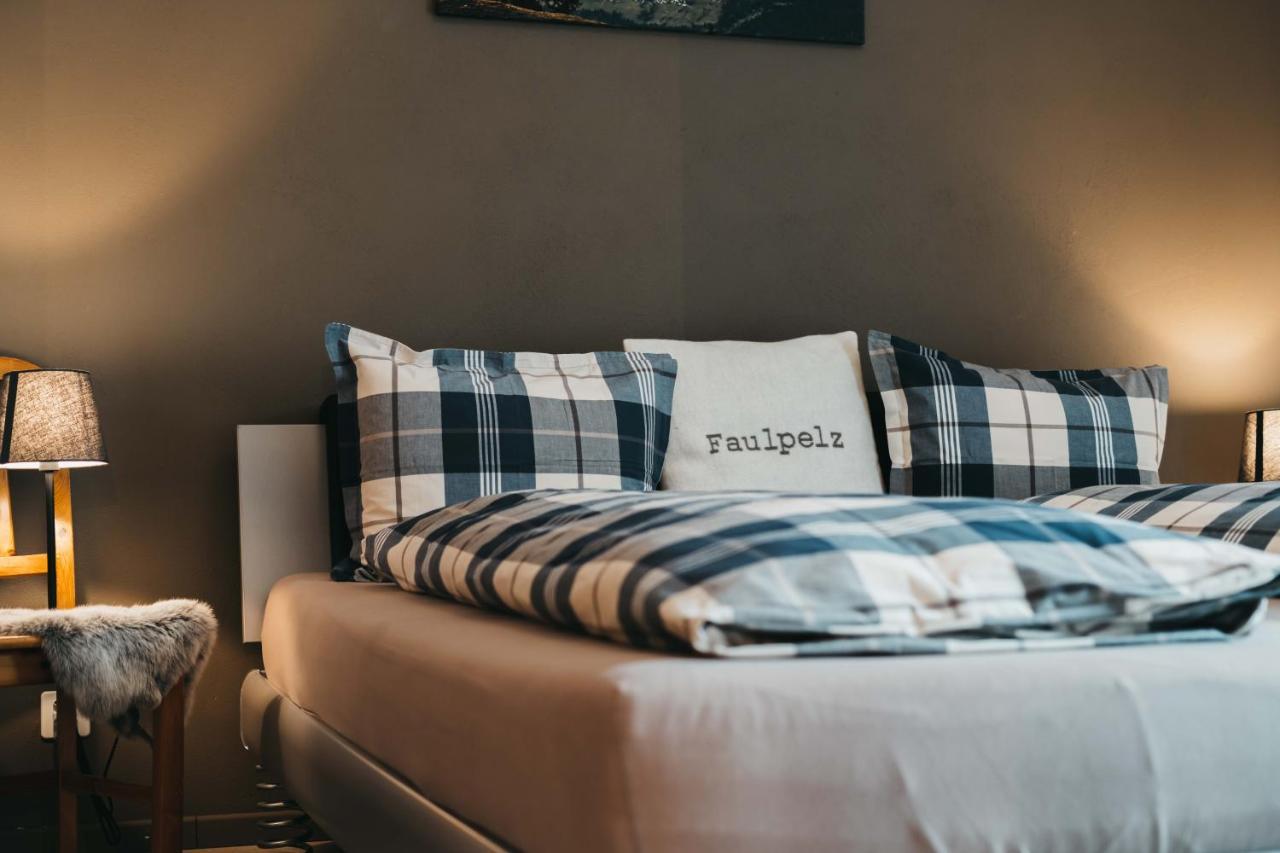 Charming 4 Bed Flat In Flims Apartment Екстериор снимка