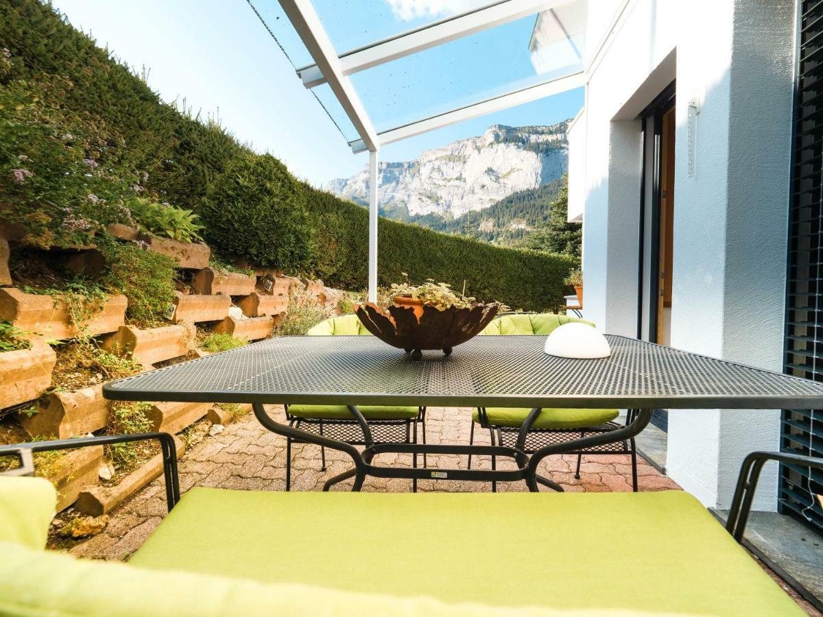 Charming 4 Bed Flat In Flims Apartment Екстериор снимка